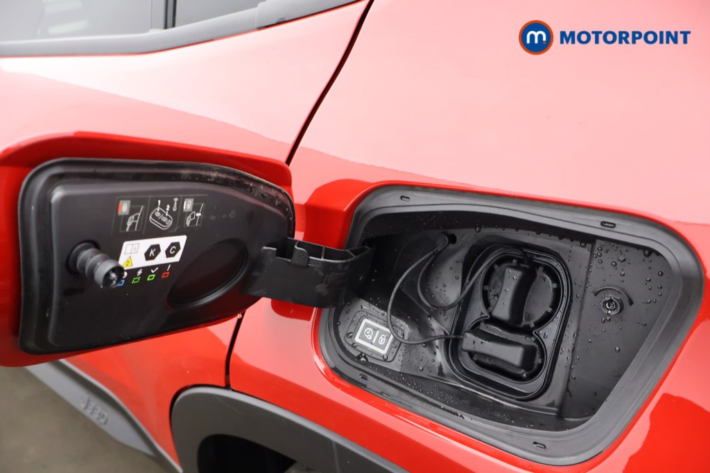 Jeep Avenger Summit Automatic Electric SUV - Stock Number (1584678) - 20th supplementary image