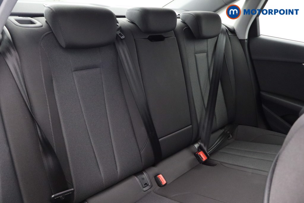 Audi A4 Technik Automatic Petrol Saloon - Stock Number (1584712) - 10th supplementary image
