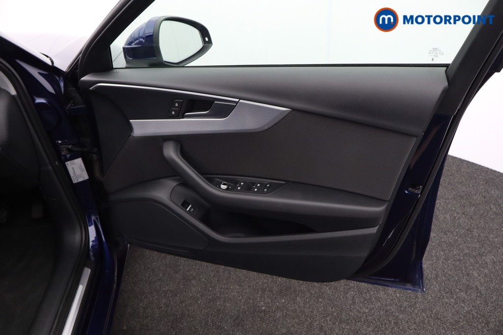 Audi A4 Technik Automatic Petrol Saloon - Stock Number (1584712) - 16th supplementary image