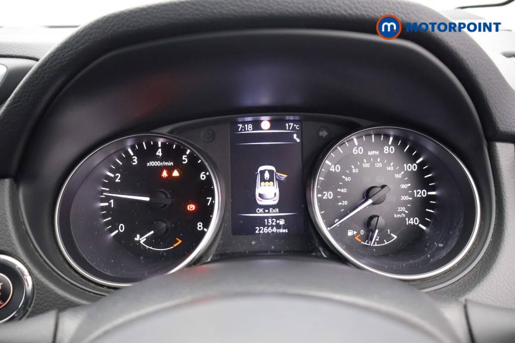 Nissan Qashqai Tekna Manual Petrol SUV - Stock Number (1584745) - 4th supplementary image