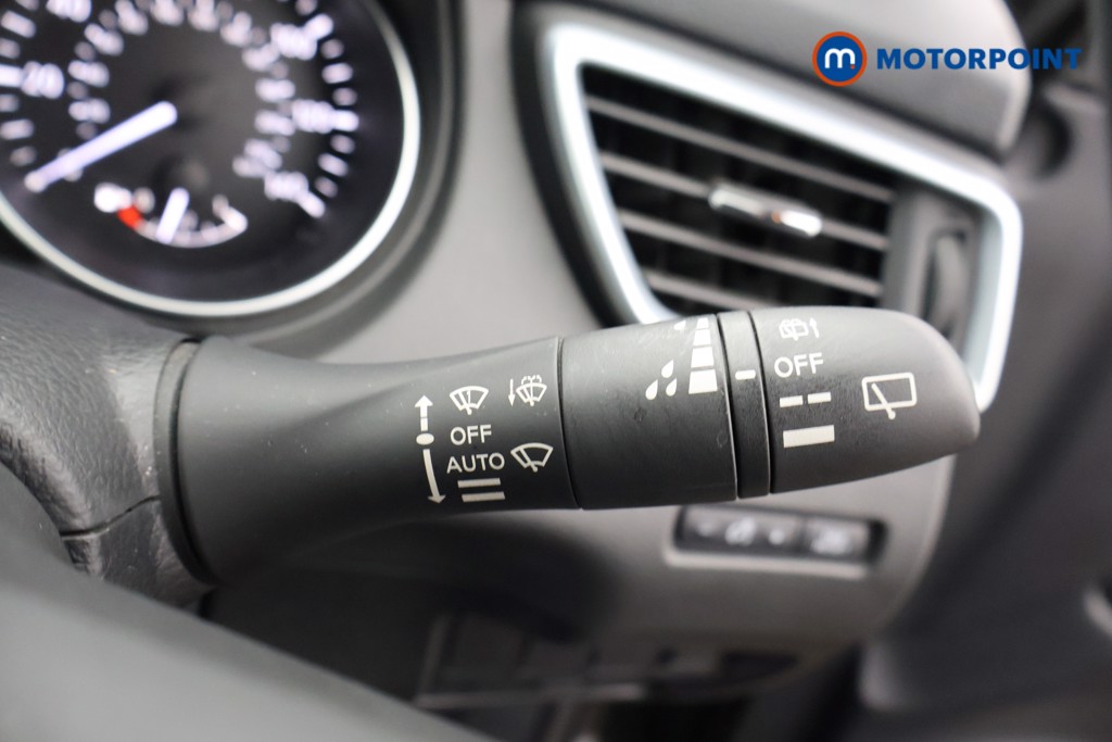 Nissan Qashqai Tekna Manual Petrol SUV - Stock Number (1584745) - 6th supplementary image