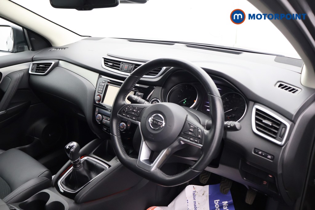 Nissan Qashqai Tekna Manual Petrol SUV - Stock Number (1584745) - 15th supplementary image