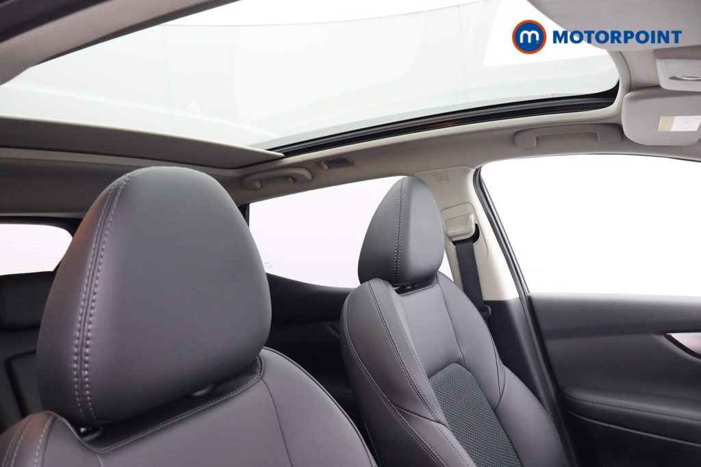 Nissan Qashqai Tekna Manual Petrol SUV - Stock Number (1584745) - 17th supplementary image
