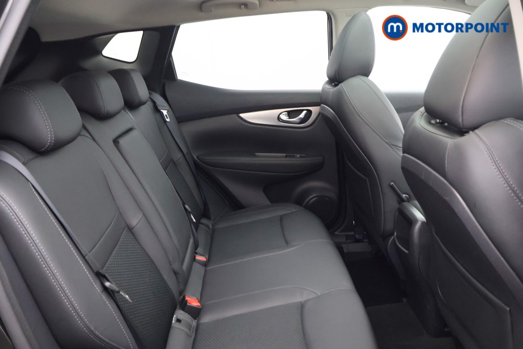 Nissan Qashqai Tekna Manual Petrol SUV - Stock Number (1584745) - 18th supplementary image