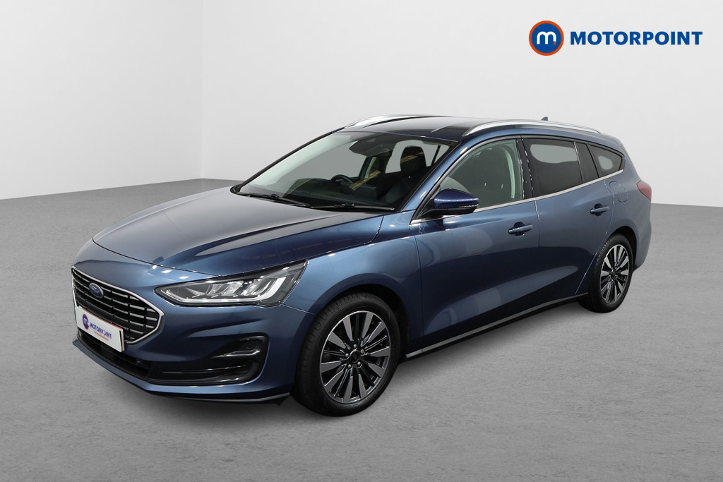 Ford Focus Titanium X Manual Petrol Estate - Stock Number (1585130) - Passenger side front corner