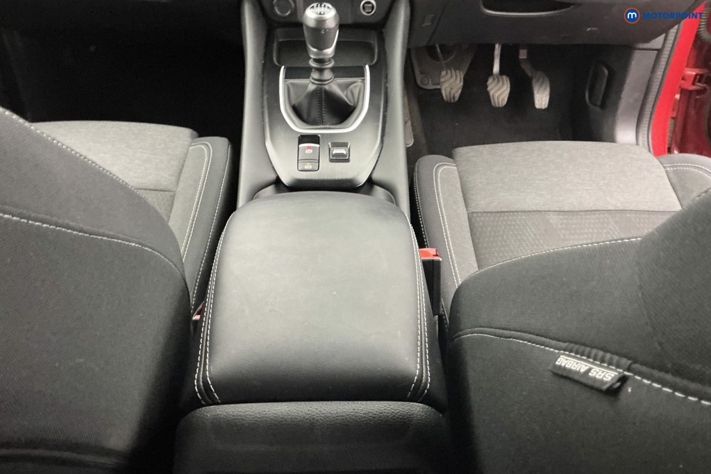 Nissan Qashqai N-Connecta Manual Petrol SUV - Stock Number (1585181) - 11th supplementary image
