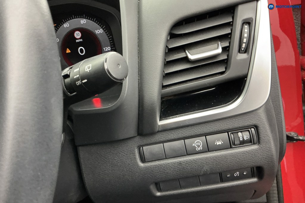 Nissan Qashqai N-Connecta Manual Petrol SUV - Stock Number (1585181) - 20th supplementary image