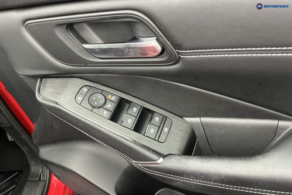 Nissan Qashqai N-Connecta Manual Petrol SUV - Stock Number (1585181) - 22nd supplementary image