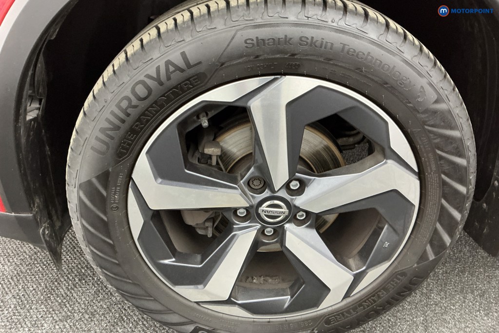 Nissan Qashqai N-Connecta Manual Petrol SUV - Stock Number (1585181) - 33rd supplementary image