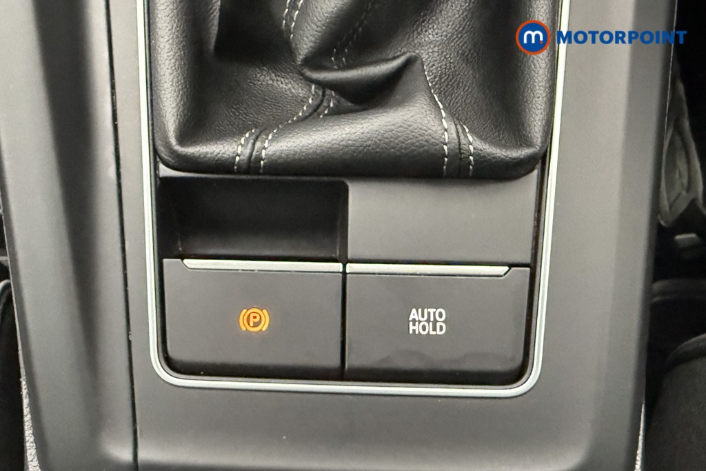 Volkswagen Golf R-Line Manual Petrol Hatchback - Stock Number (1585539) - 16th supplementary image
