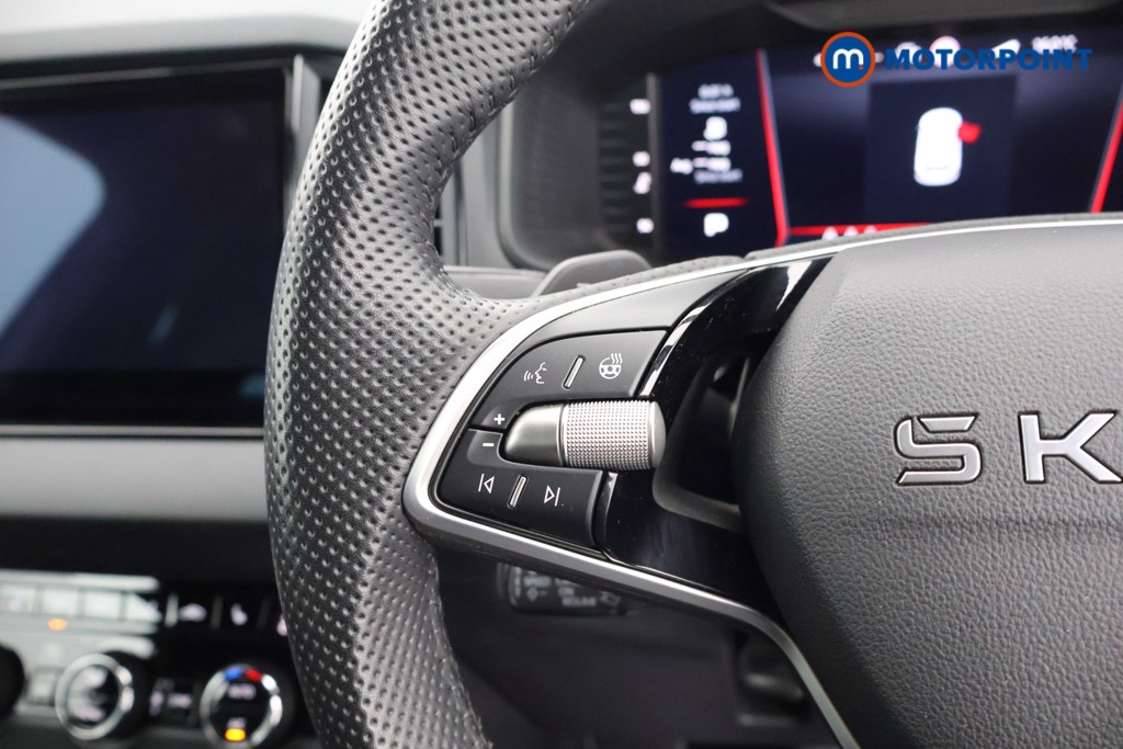 Skoda Karoq Sportline Edition Automatic Petrol SUV - Stock Number (1585873) - 2nd supplementary image