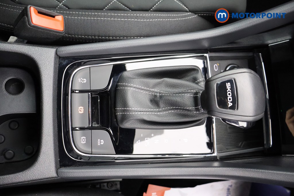 Skoda Karoq Sportline Edition Automatic Petrol SUV - Stock Number (1585873) - 13th supplementary image