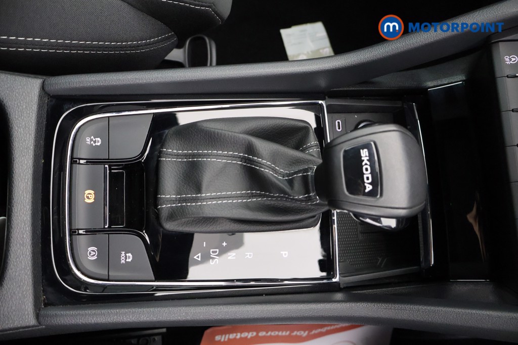 Skoda Karoq Sportline Edition Automatic Petrol SUV - Stock Number (1585876) - 14th supplementary image