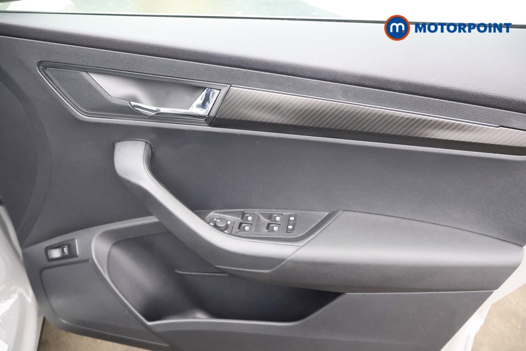 Skoda Karoq Sportline Edition Automatic Petrol SUV - Stock Number (1585880) - 18th supplementary image
