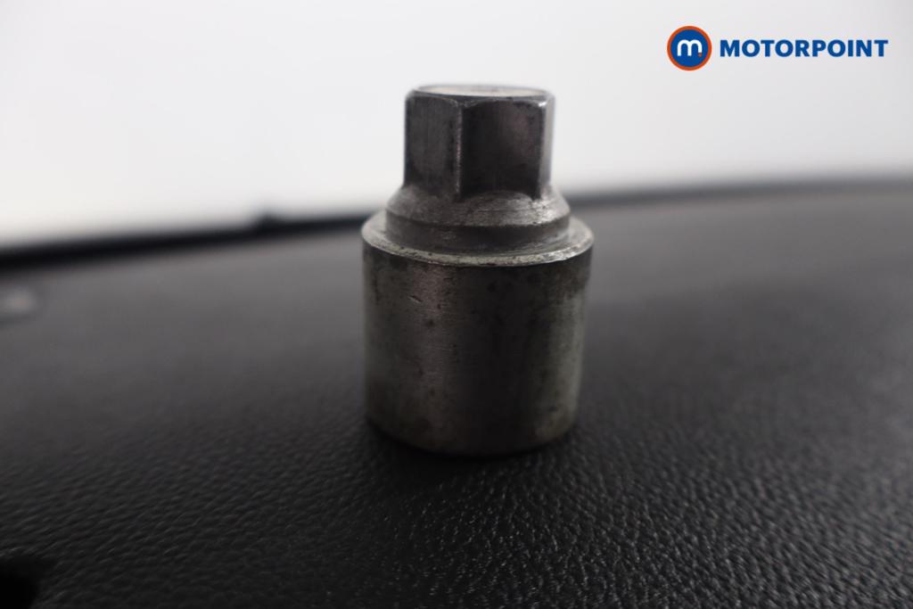 Dacia Duster Comfort Manual Diesel SUV - Stock Number (1585916) - 16th supplementary image