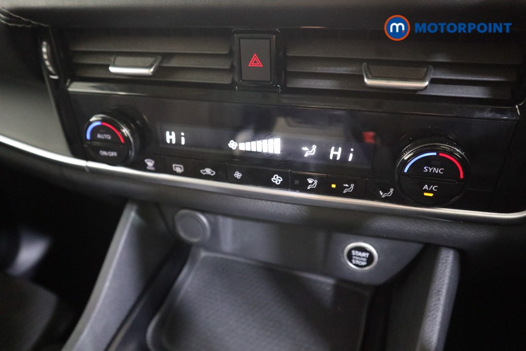 Nissan Qashqai Acenta Premium Automatic Petrol SUV - Stock Number (1586143) - 7th supplementary image
