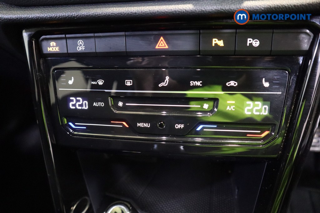 Volkswagen T-Roc R-Line Manual Petrol SUV - Stock Number (1586259) - 4th supplementary image