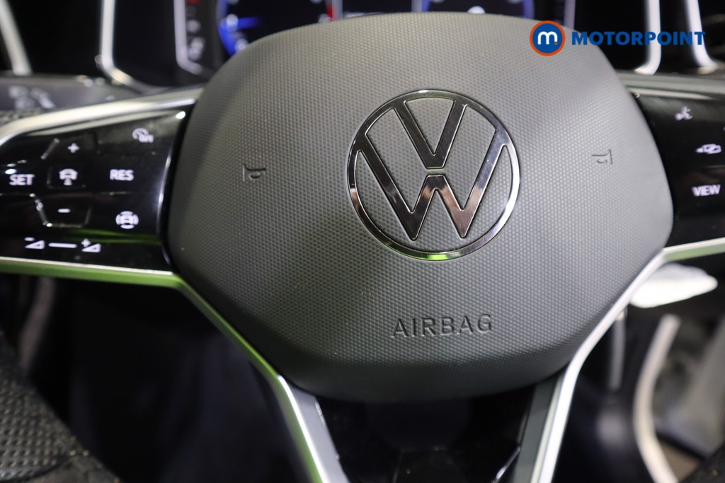Volkswagen T-Roc R-Line Manual Petrol SUV - Stock Number (1586259) - 8th supplementary image