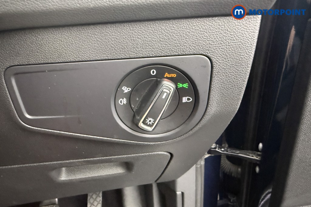 Volkswagen Tiguan Elegance Automatic Petrol SUV - Stock Number (1586266) - 14th supplementary image