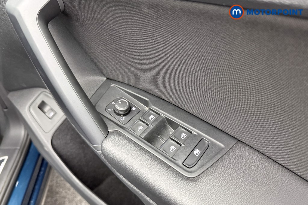 Volkswagen Tiguan Elegance Automatic Petrol SUV - Stock Number (1586266) - 17th supplementary image