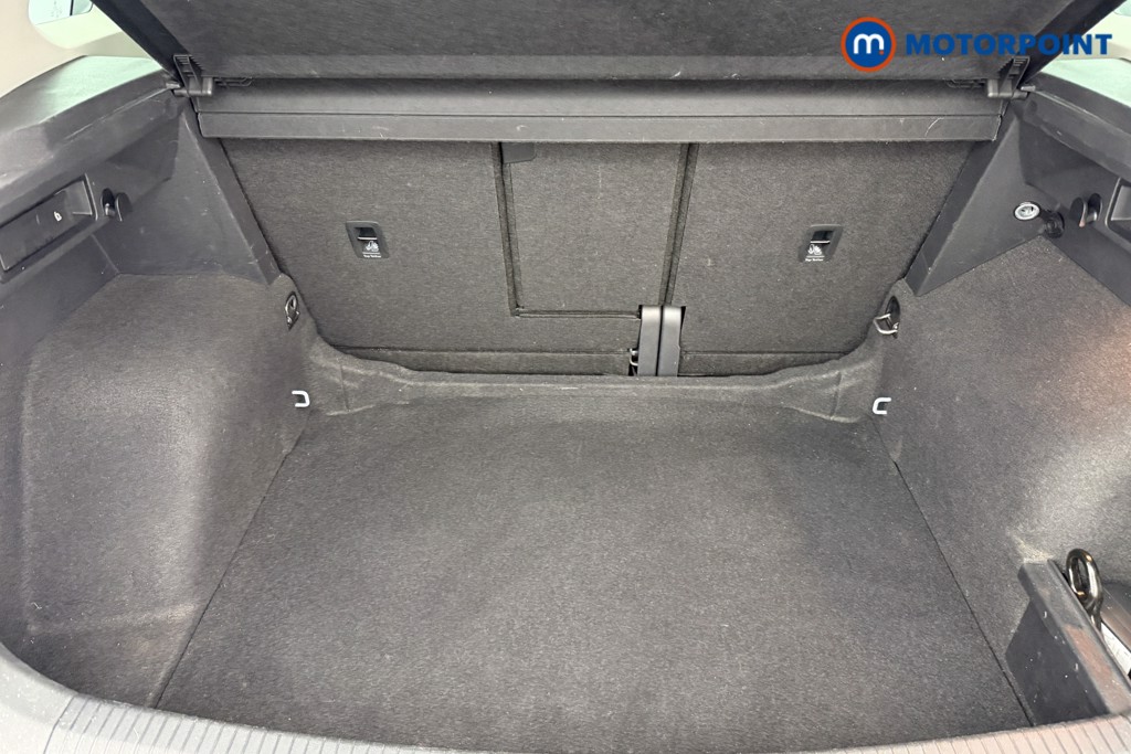 Volkswagen Tiguan Elegance Automatic Petrol SUV - Stock Number (1586266) - 23rd supplementary image