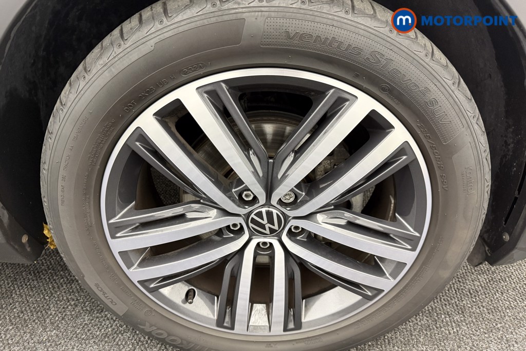 Volkswagen Tiguan Elegance Automatic Petrol SUV - Stock Number (1586266) - 35th supplementary image