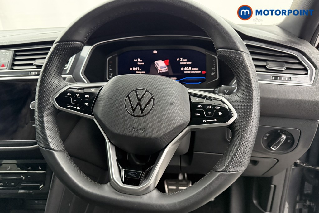 Volkswagen Tiguan Allspace R-Line Automatic Petrol SUV - Stock Number (1586280) - 2nd supplementary image