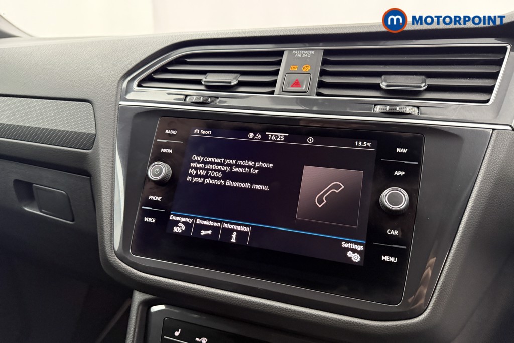 Volkswagen Tiguan Allspace R-Line Automatic Petrol SUV - Stock Number (1586280) - 8th supplementary image