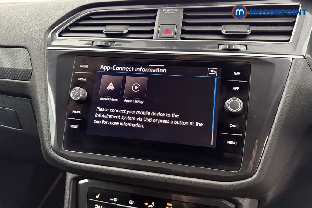 Volkswagen Tiguan Allspace R-Line Automatic Petrol SUV - Stock Number (1586280) - 10th supplementary image