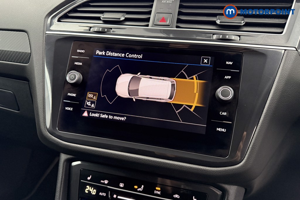 Volkswagen Tiguan Allspace R-Line Automatic Petrol SUV - Stock Number (1586280) - 11th supplementary image