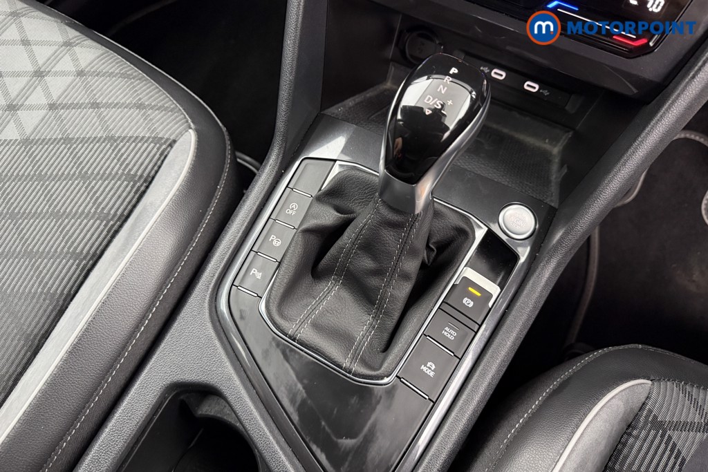 Volkswagen Tiguan Allspace R-Line Automatic Petrol SUV - Stock Number (1586280) - 13th supplementary image