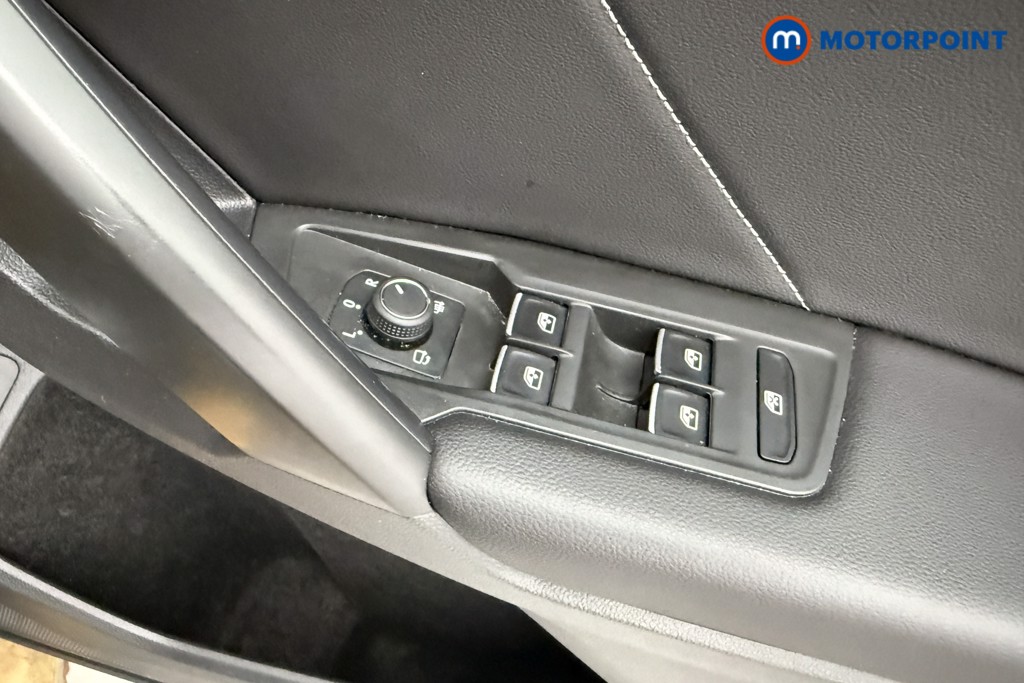 Volkswagen Tiguan Allspace R-Line Automatic Petrol SUV - Stock Number (1586280) - 17th supplementary image