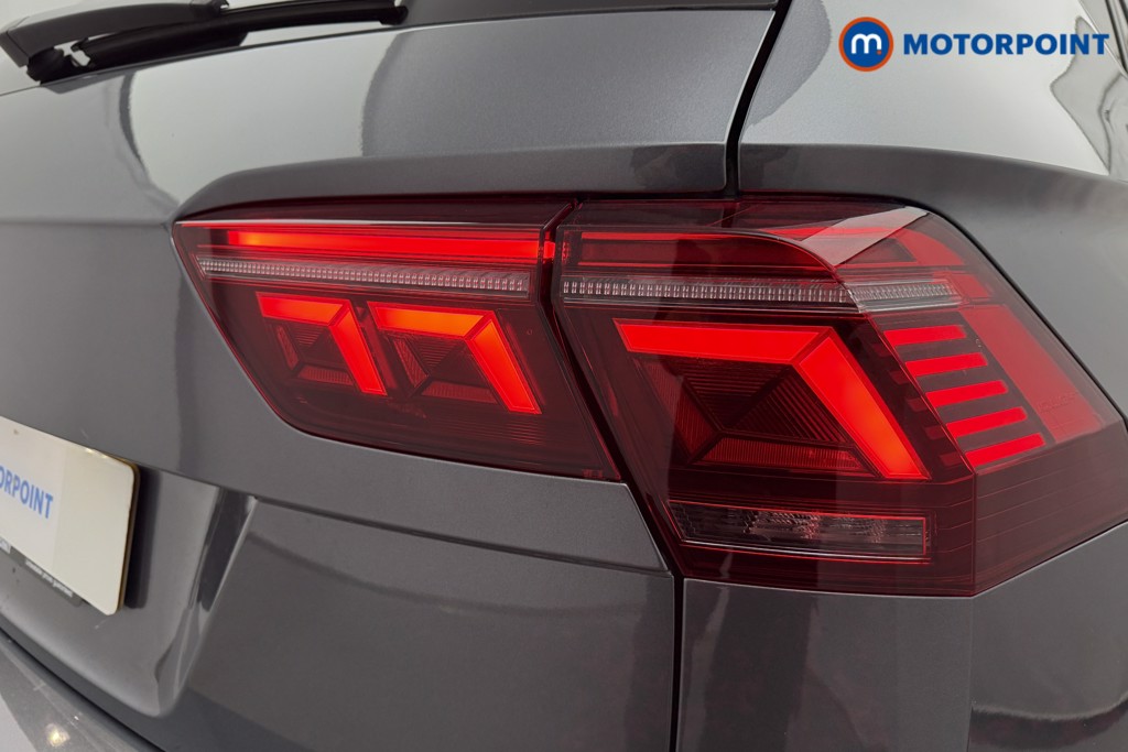 Volkswagen Tiguan Allspace R-Line Automatic Petrol SUV - Stock Number (1586280) - 28th supplementary image