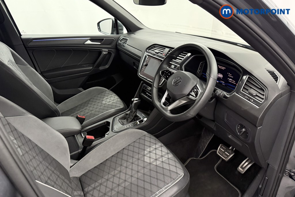 Volkswagen Tiguan Allspace R-Line Automatic Petrol SUV - Stock Number (1586280) - 1st supplementary image