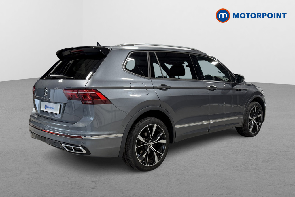 Volkswagen Tiguan Allspace R-Line Automatic Petrol SUV - Stock Number (1586280) - Drivers side rear corner