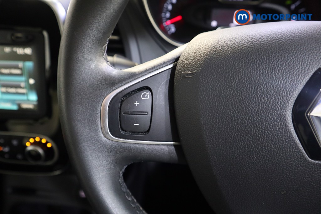 Renault Captur Iconic Automatic Petrol SUV - Stock Number (1586390) - 3rd supplementary image