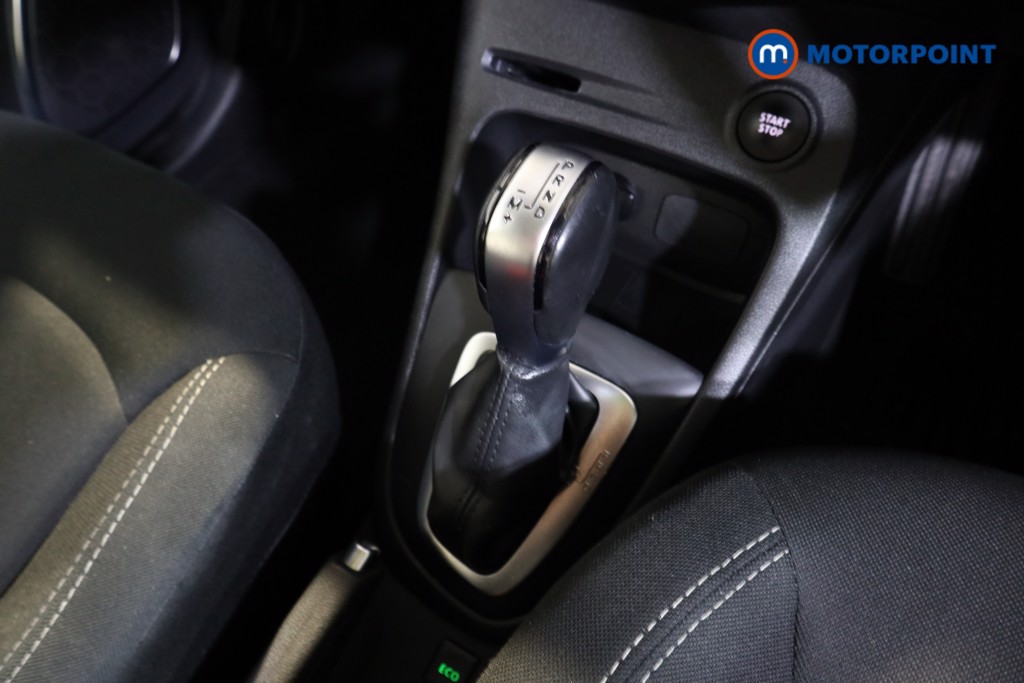 Renault Captur Iconic Automatic Petrol SUV - Stock Number (1586390) - 10th supplementary image