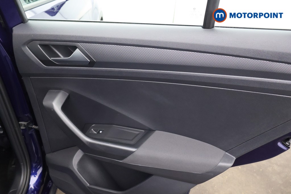 Volkswagen T-Roc SE Automatic Petrol SUV - Stock Number (1586510) - 15th supplementary image