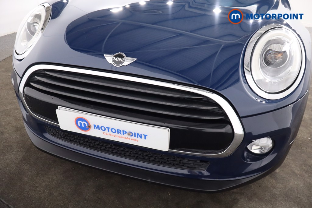 Mini Hatchback Cooper Seven Manual Petrol Hatchback - Stock Number (1586676) - 32nd supplementary image