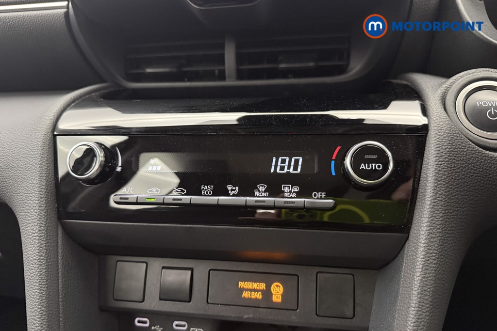 Toyota Yaris Cross Icon Automatic Petrol-Electric Hybrid Estate - Stock Number (1586709) - 15th supplementary image