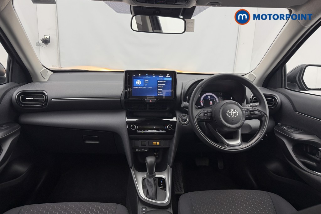 Toyota Yaris Cross Icon Automatic Petrol-Electric Hybrid Estate - Stock Number (1586709) - 1st supplementary image