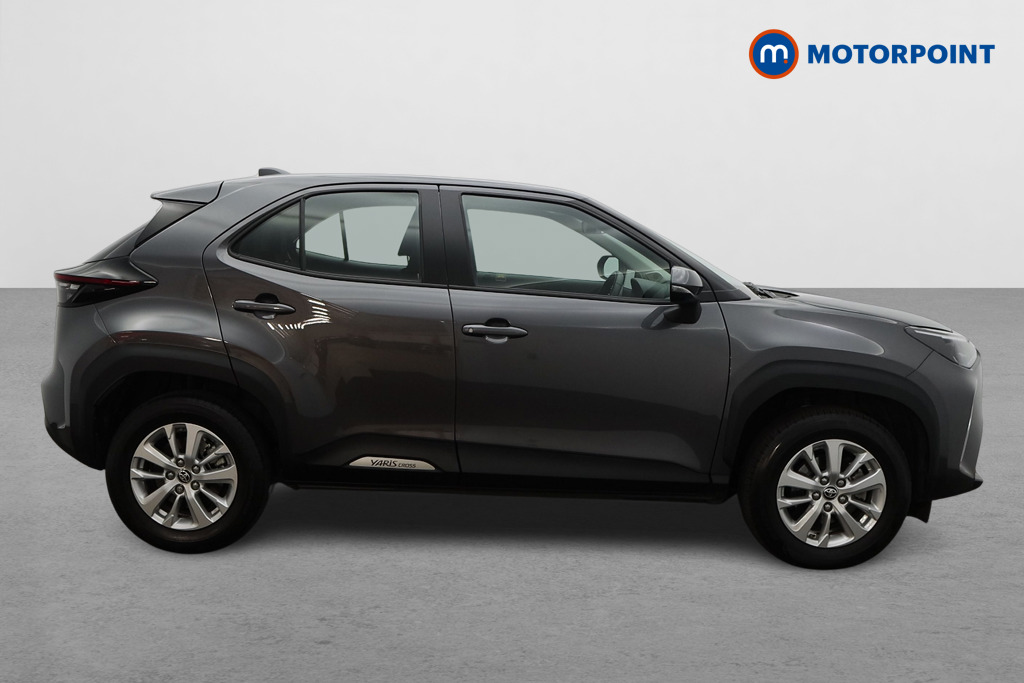 Toyota Yaris Cross Icon Automatic Petrol-Electric Hybrid Estate - Stock Number (1586709) - Drivers side