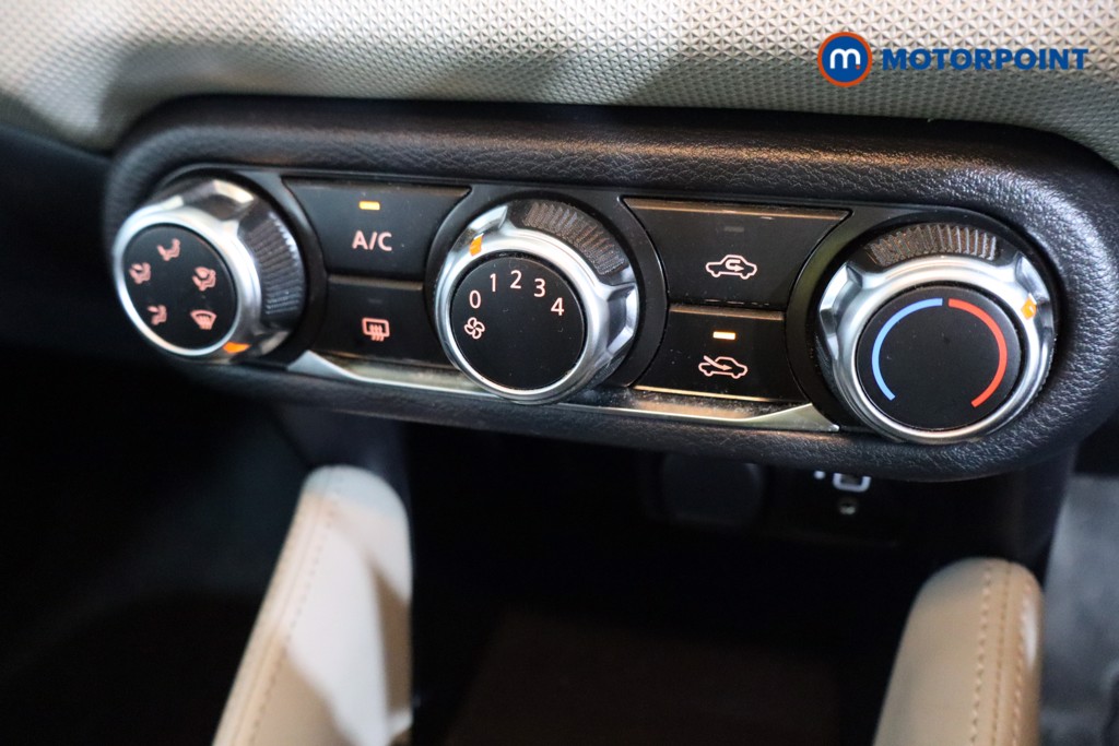 Nissan Micra Acenta Manual Petrol Hatchback - Stock Number (1586779) - 12th supplementary image