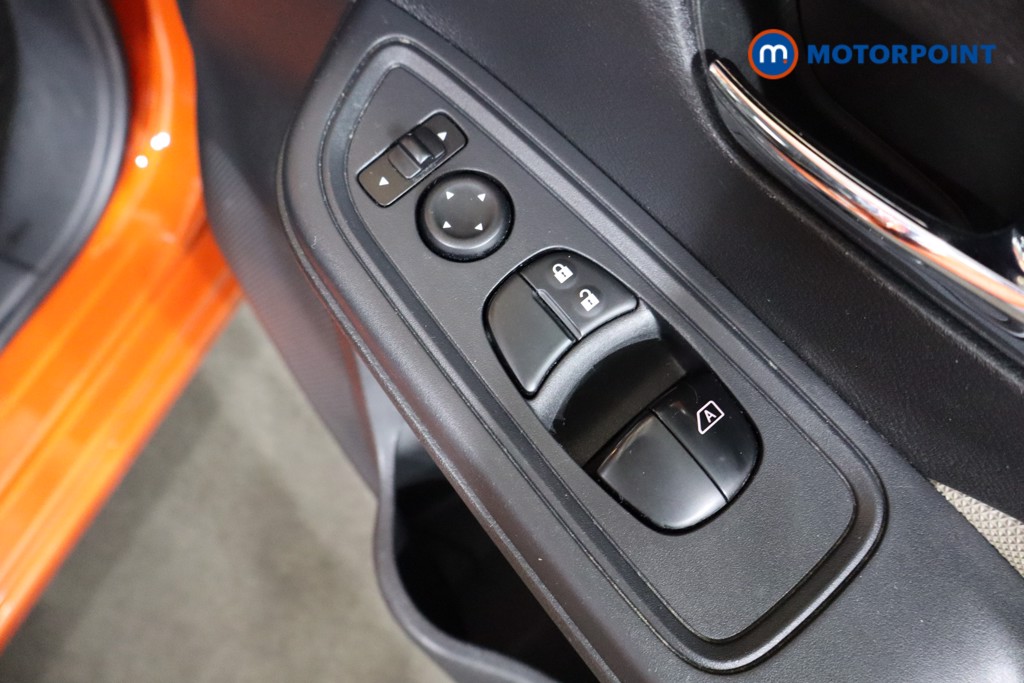 Nissan Micra Acenta Manual Petrol Hatchback - Stock Number (1586779) - 19th supplementary image