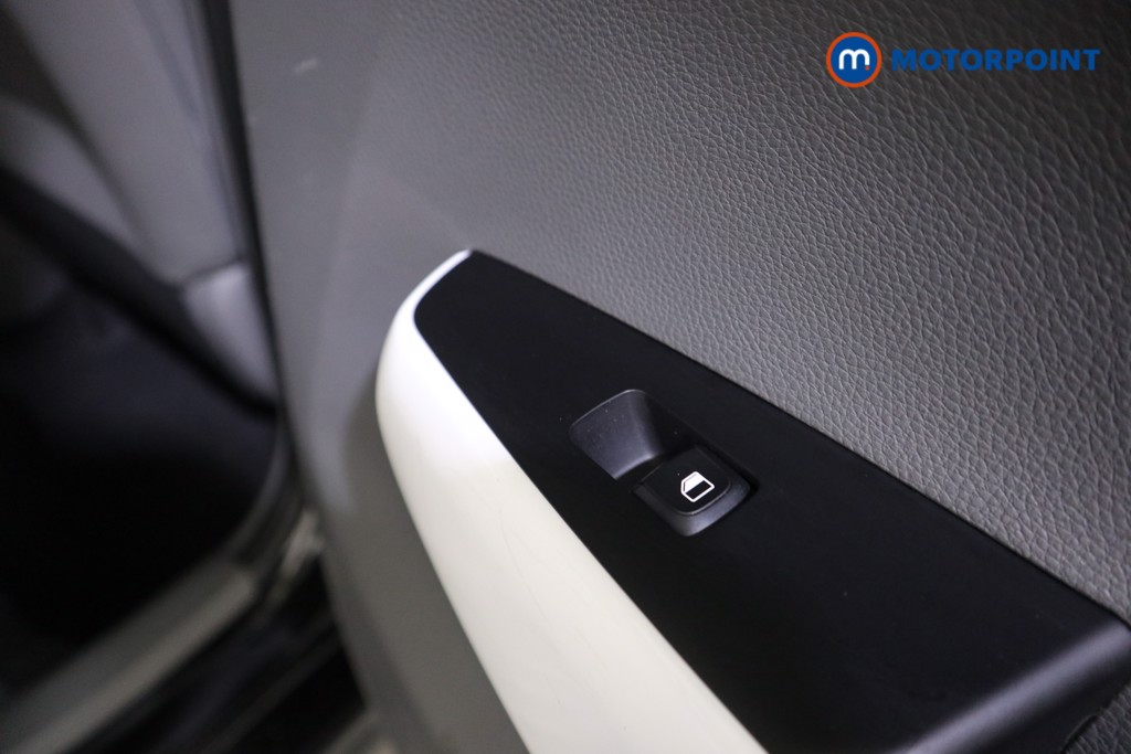 KIA Picanto X-Line S Manual Petrol Hatchback - Stock Number (1586812) - 17th supplementary image