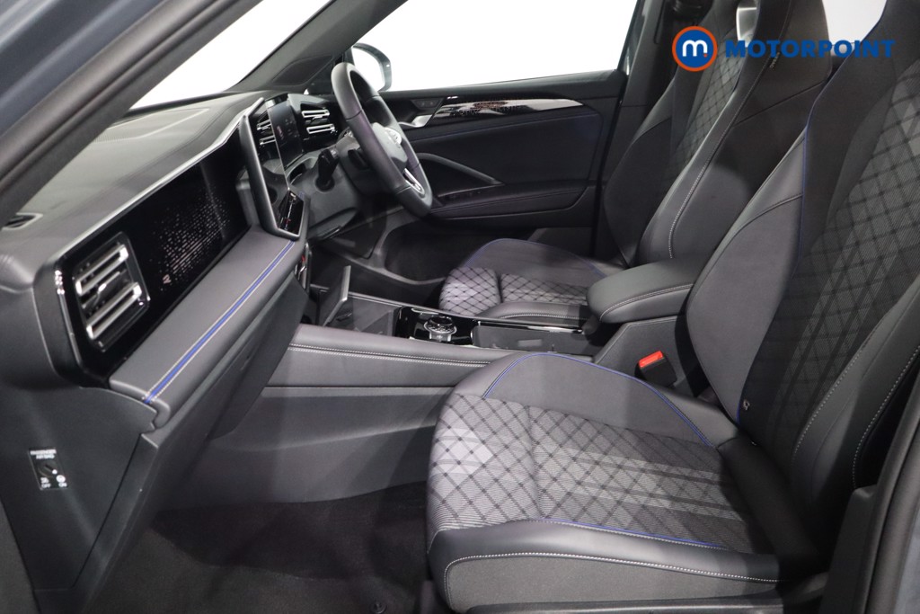 Volkswagen Tiguan R-Line Automatic Petrol SUV - Stock Number (1586900) - 4th supplementary image