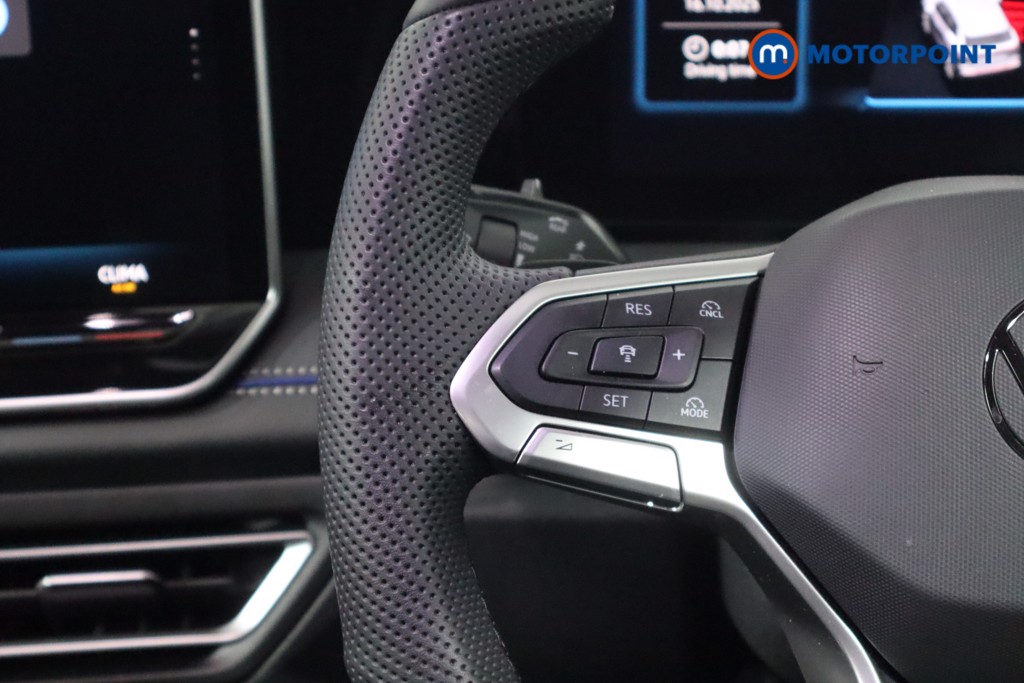 Volkswagen Tiguan R-Line Automatic Petrol SUV - Stock Number (1586900) - 7th supplementary image