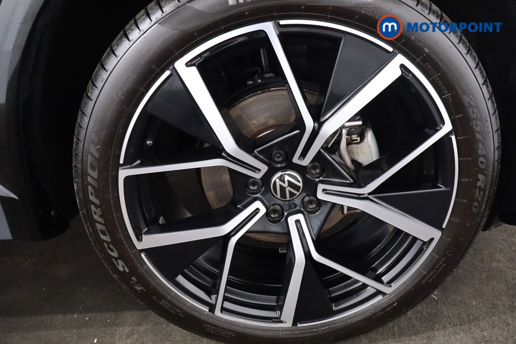 Volkswagen Tiguan R-Line Automatic Petrol SUV - Stock Number (1586900) - 10th supplementary image