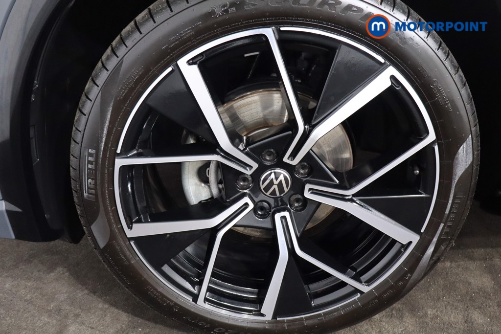 Volkswagen Tiguan R-Line Automatic Petrol SUV - Stock Number (1586900) - 11th supplementary image