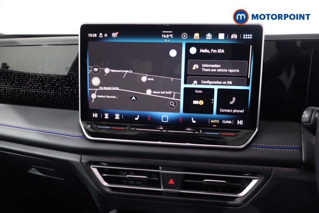 Volkswagen Tiguan R-Line Automatic Petrol SUV - Stock Number (1586900) - 17th supplementary image